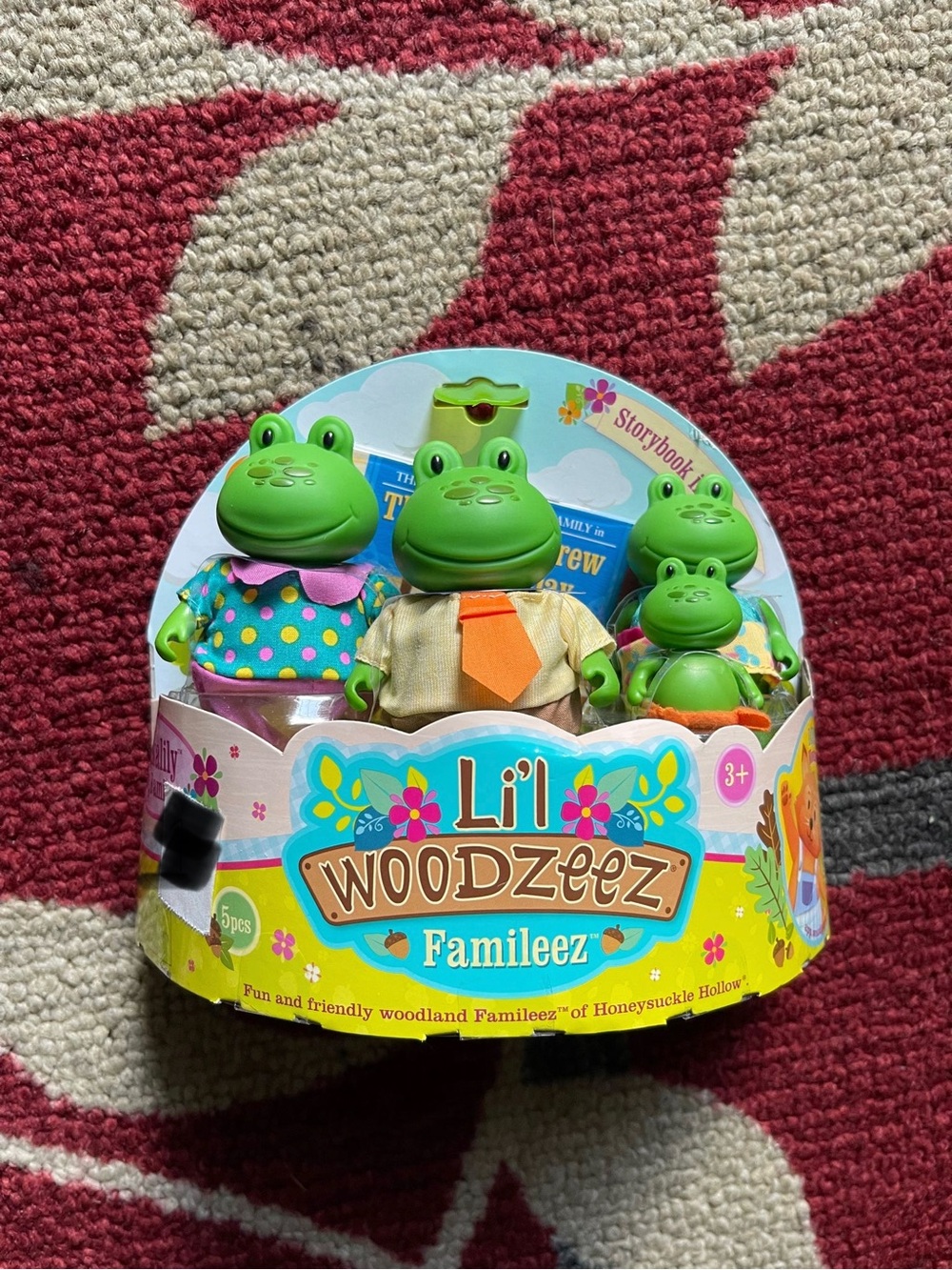 Famileez Li'l Woodzeez Green Frog Family Playset - 4 Pieces